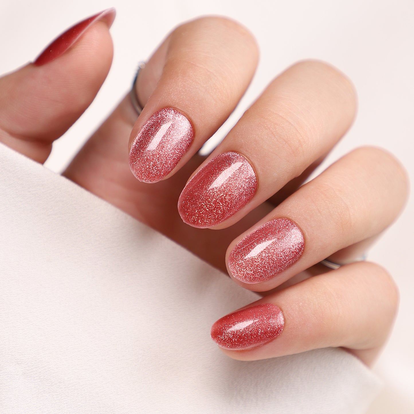 Cat Eye Strawberry · medium · almond - Press On Nails